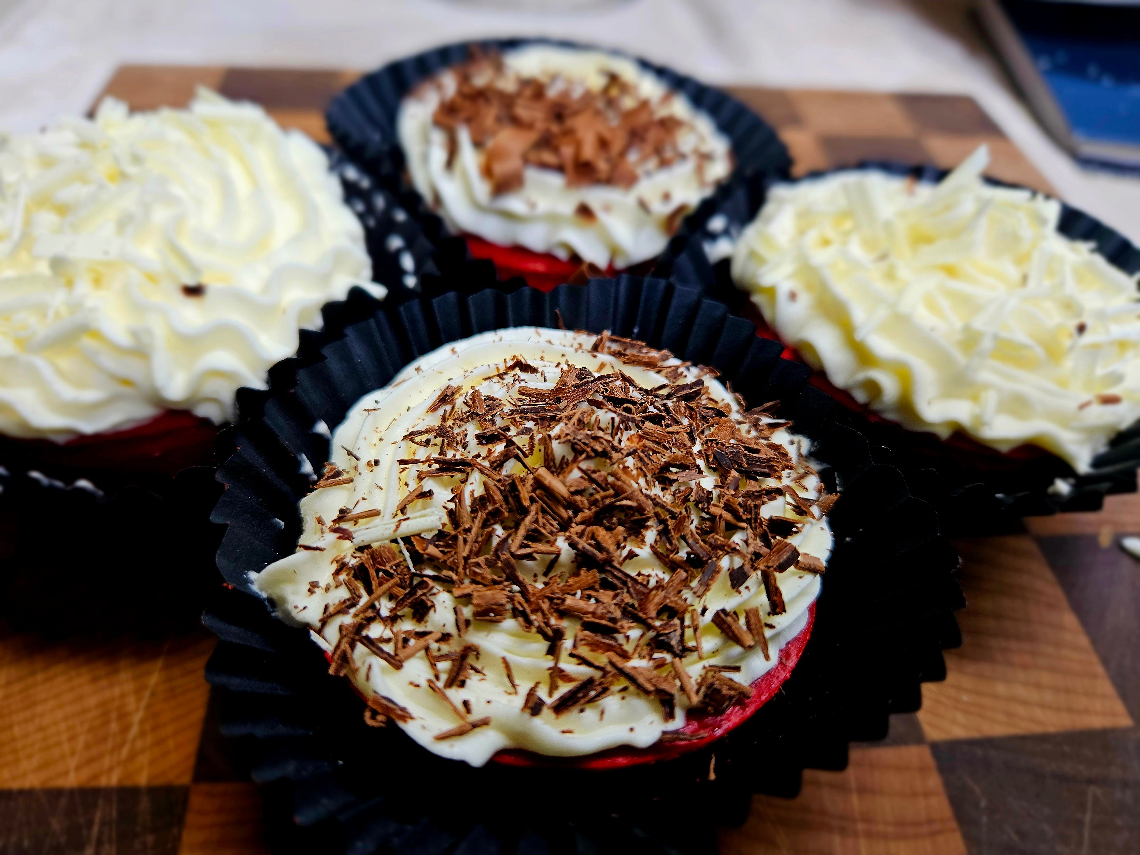 Red Velvet Mini Cheesecakes (4)