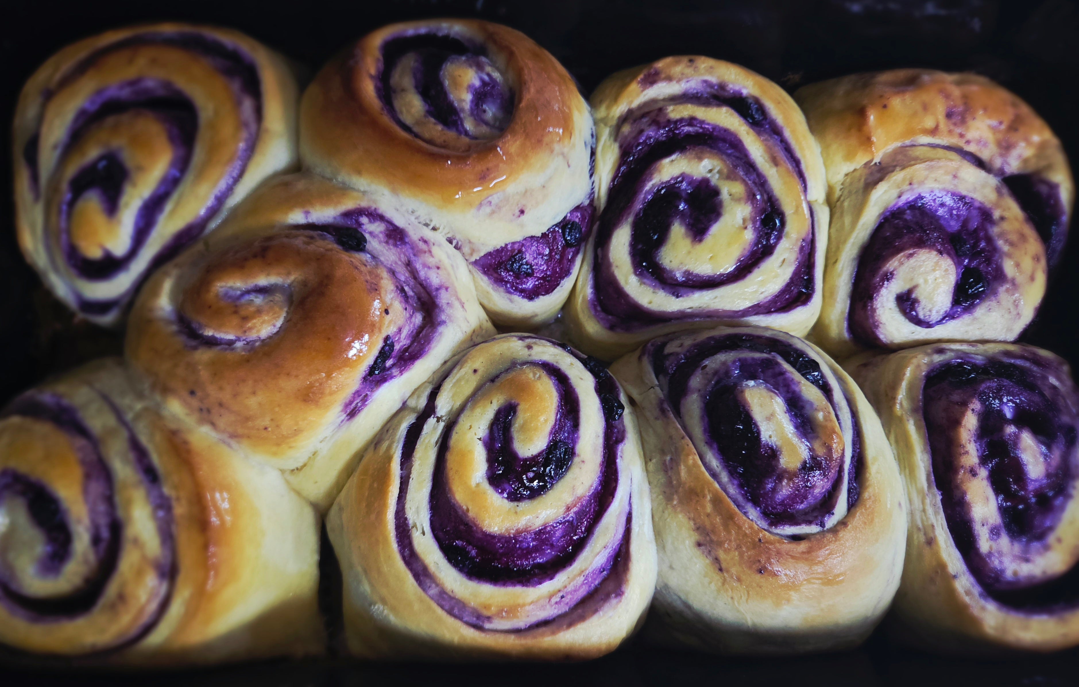 Blueberry Cheesecake Buns