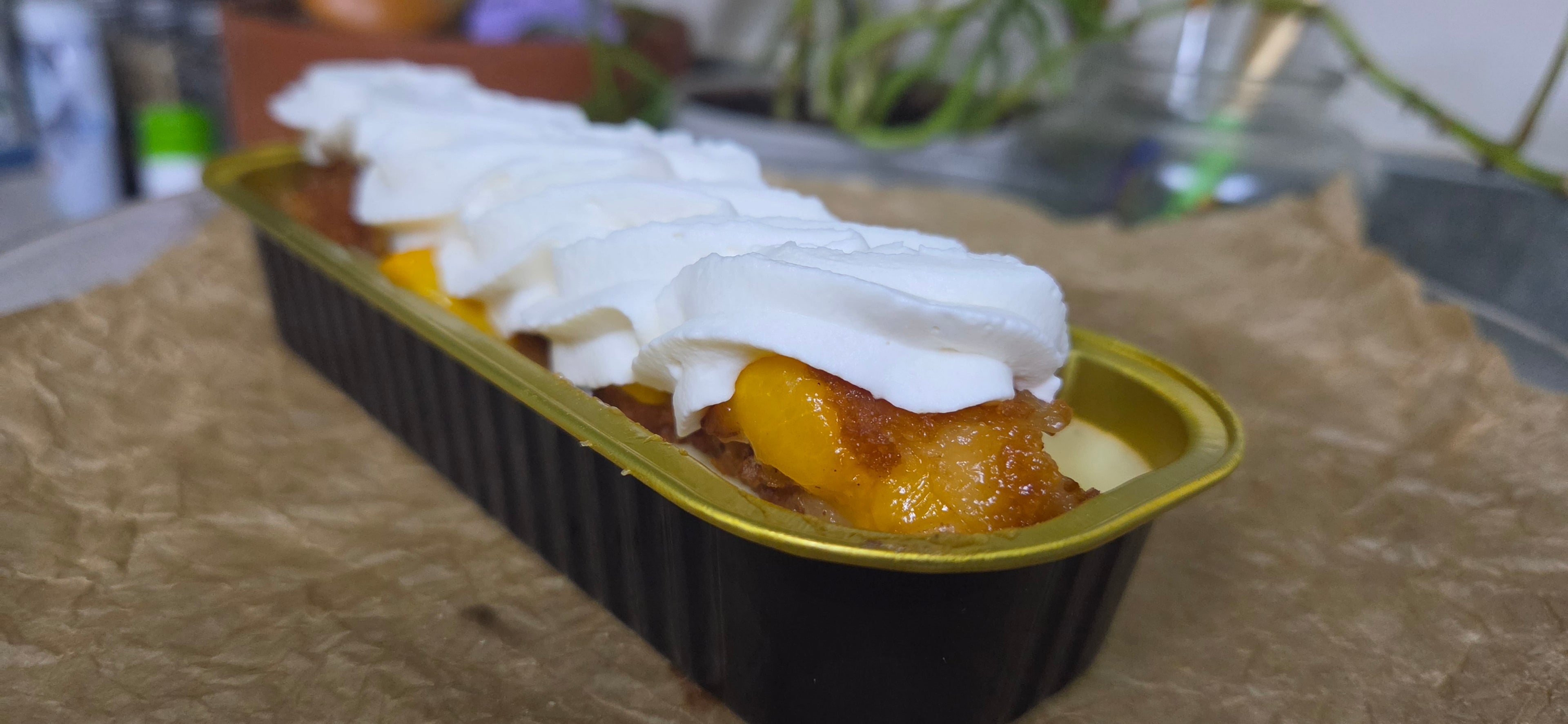 Sugar Free Peach Cobbler cheesecake