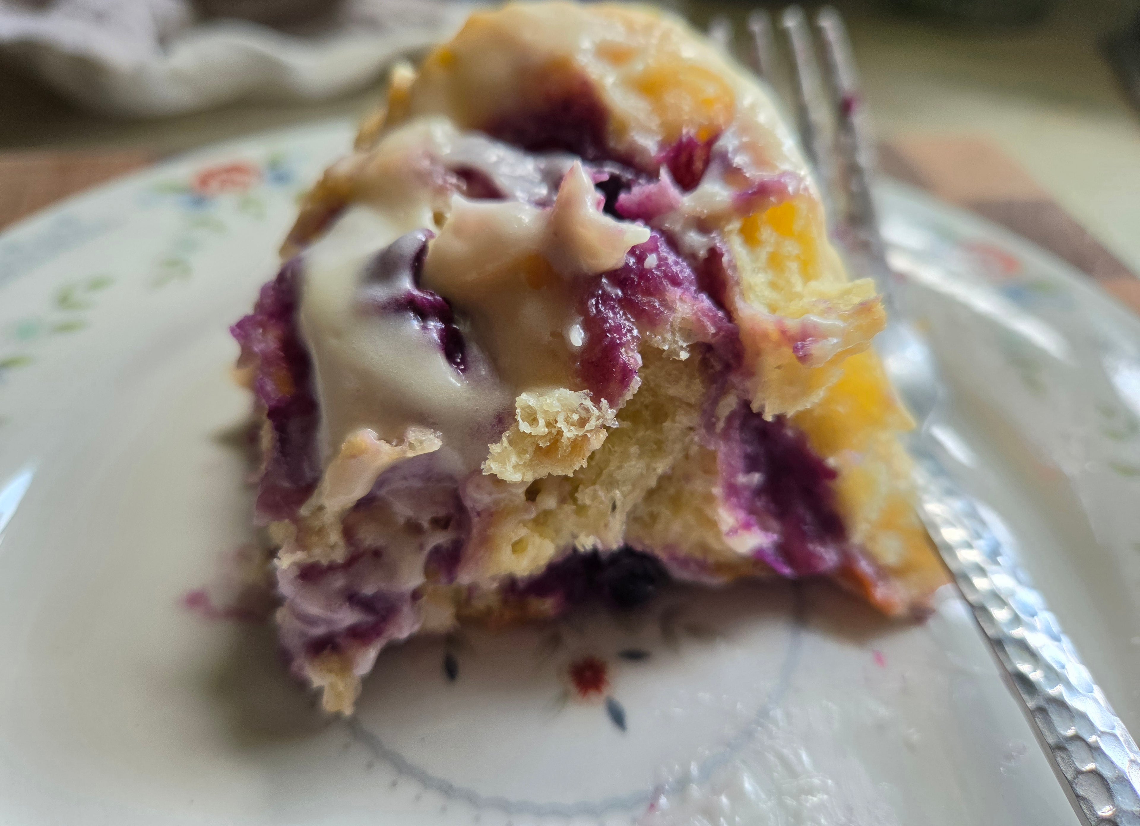 Blueberry Cheesecake Buns