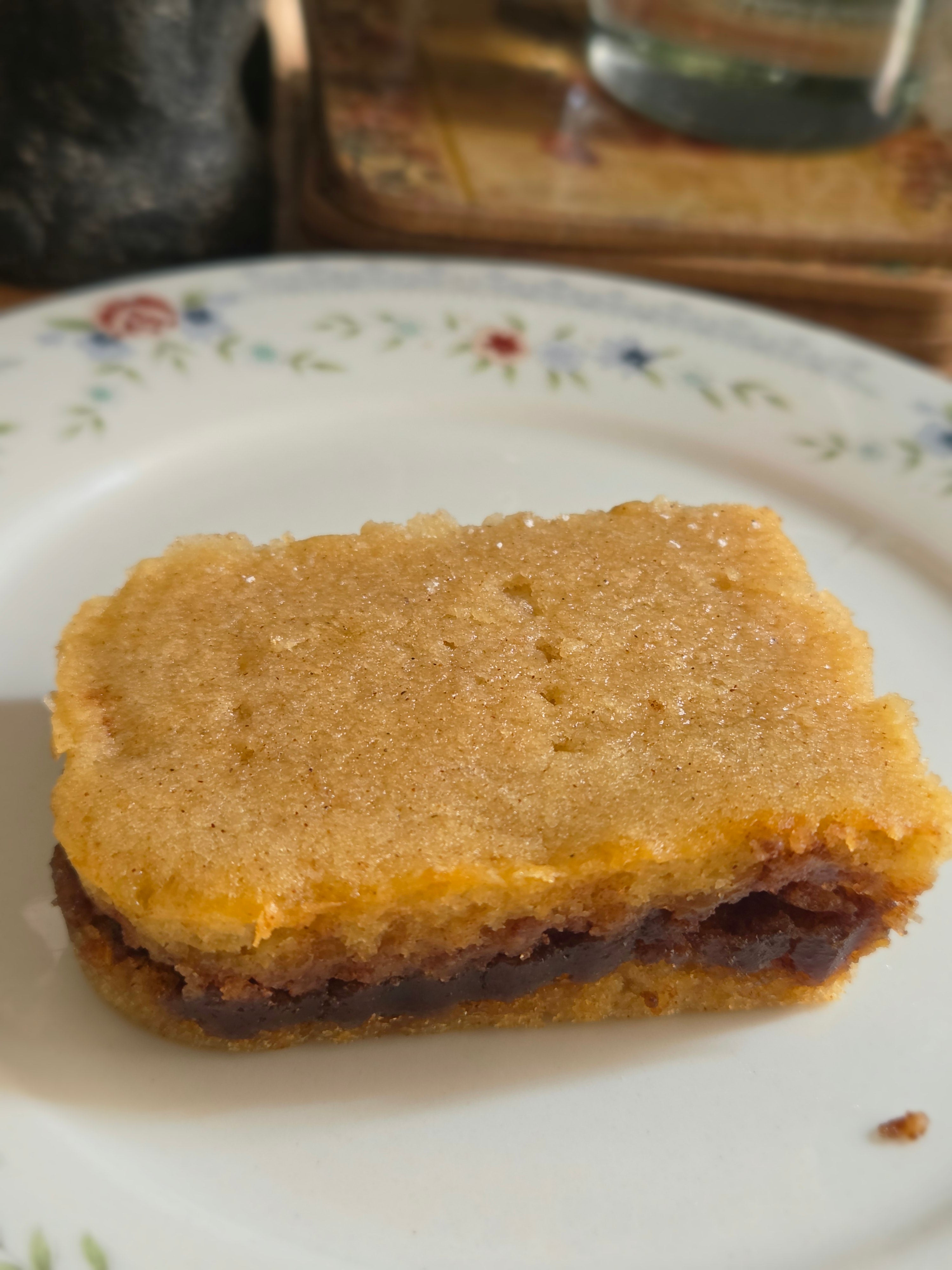 Co's Cinnamon Cake