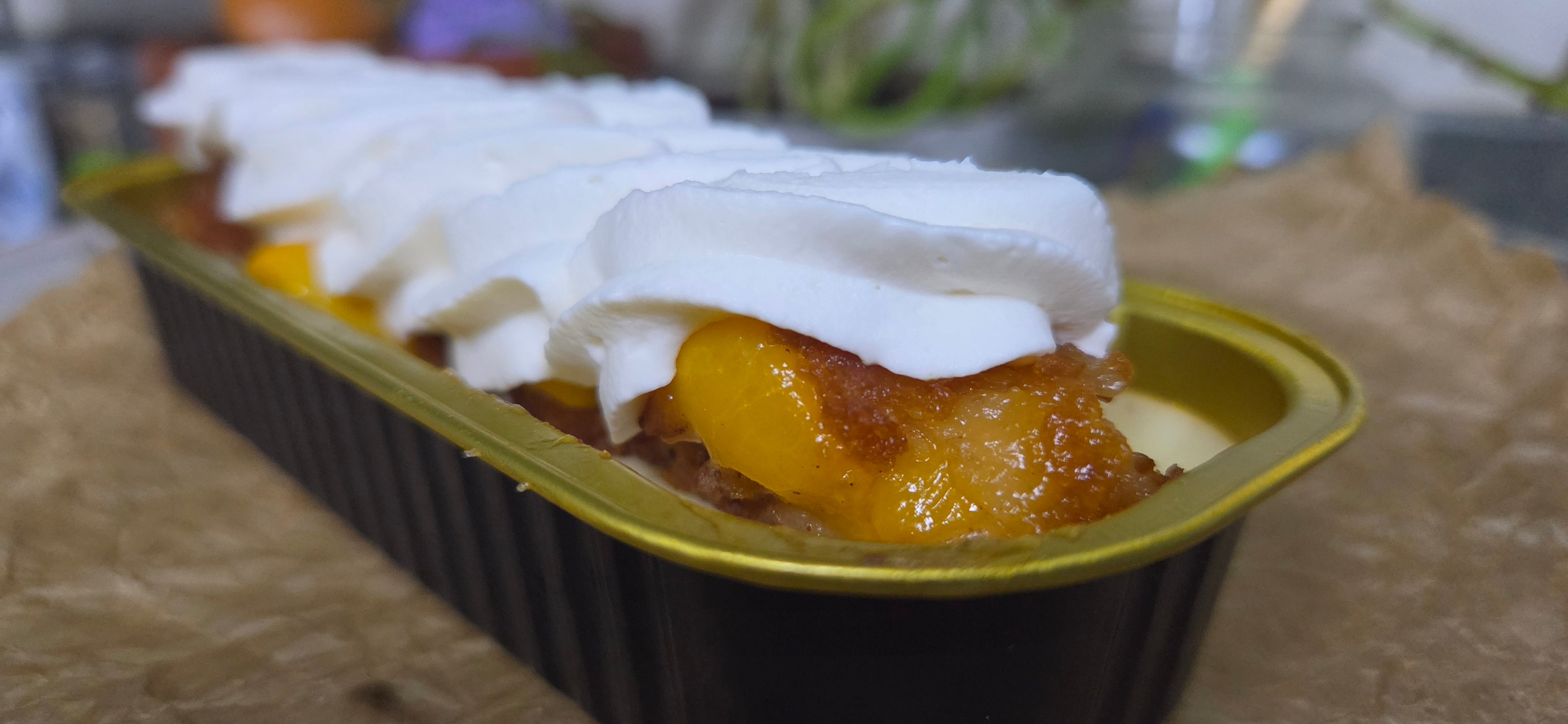Sugar Free Peach Cobbler cheesecake